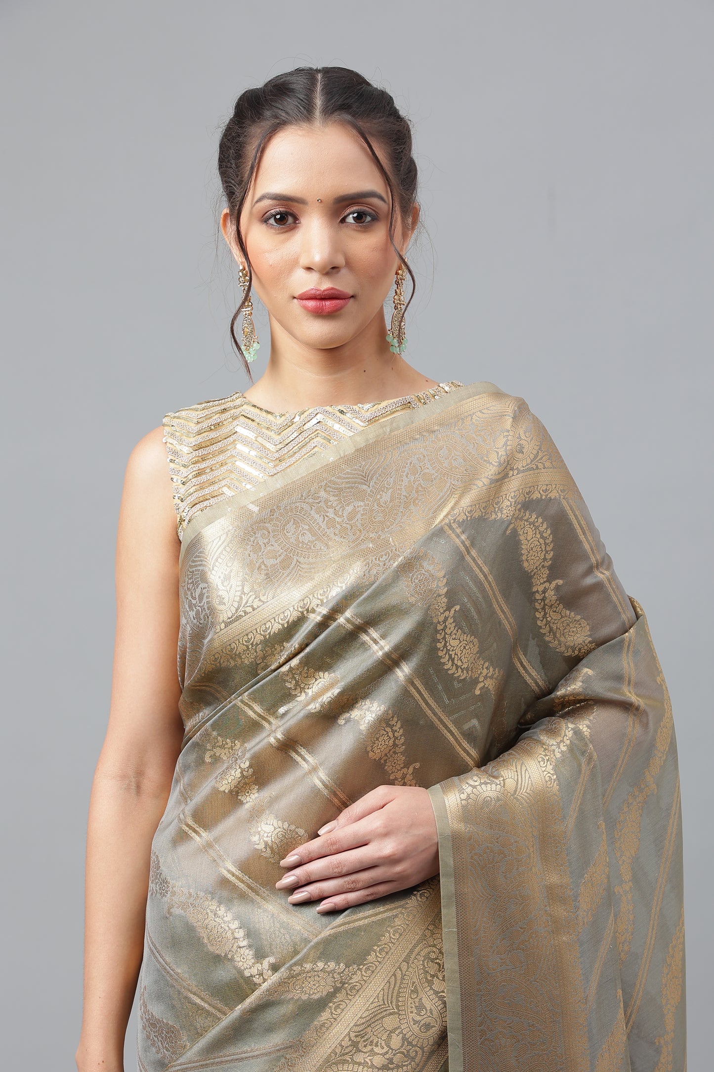 PartyWear Grey Woven Gold Jari Organja Silk Kanjivaram Saree With Heavy Brocade Blouse