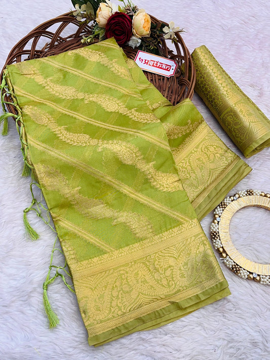 Prasthan Green Woven Gold Jari Organja Silk Kanjivaram Saree With Heavy Brocade Blouse