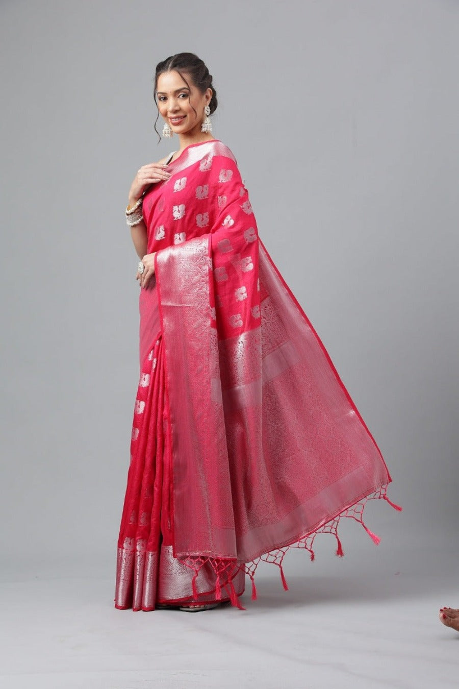 Prasthan Pink(Rani) Woven Silver Jari Cottan Raw Silk Kanjivaram Saree With Heavy Brocade Blouse 